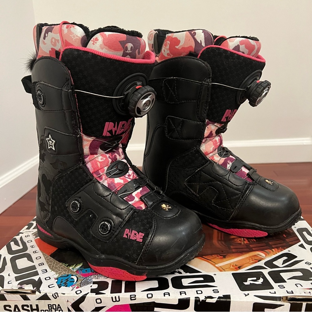Ride x Tokidoki Sash BOA Ladies Snowboard Boot 5